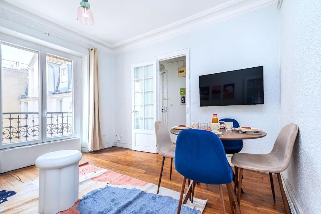 Apartment Blue And Pink Flat Next Montparnasse - Ii Paris